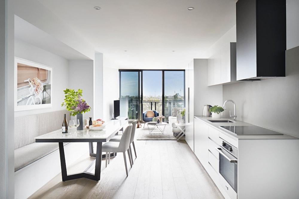 Tyrian Albert Park Lake Melbourne Eksteriør bilde The kitchen of a typical apartment
